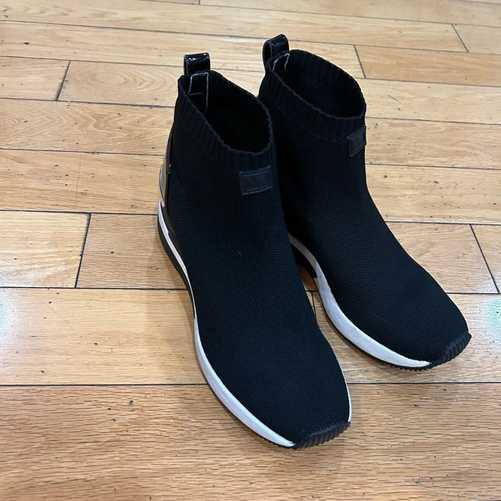 Michael Kors boots, size 7 - Picture 2 of 12